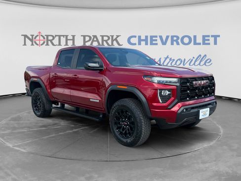 Used 2026 GMC Canyon Elevation w/ Convenience Package RWD image 3