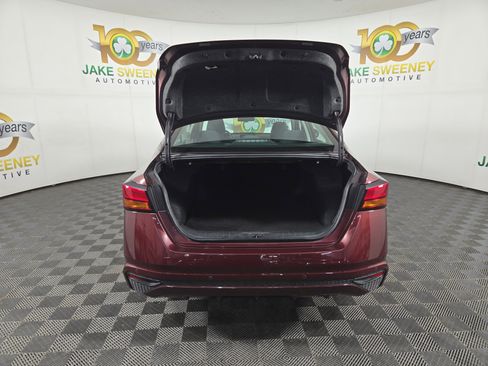 Used 2024 Nissan Altima 2.5 SV FWD image 30
