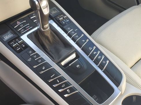 Used 2015 Porsche Macan S AWD/4WD image 24