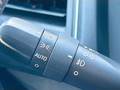 Used 2023 Subaru Ascent Limited AWD/4WD image 34