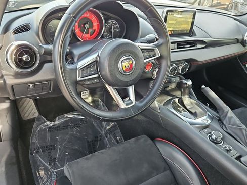 Used 2019 FIAT 124 Spider Abarth w/ Visibility Group image 10