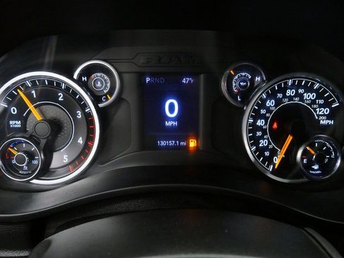 Used 2021 RAM 3500 Big Horn image 24