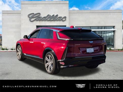 Certified 2024 Cadillac Lyriq Tech w/ Driver Assist Package image 5