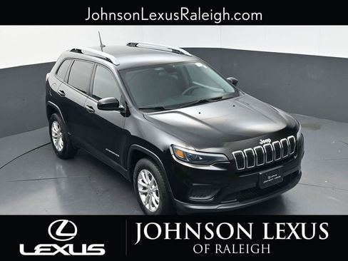 Used 2020 Jeep Cherokee Latitude AWD/4WD image 23