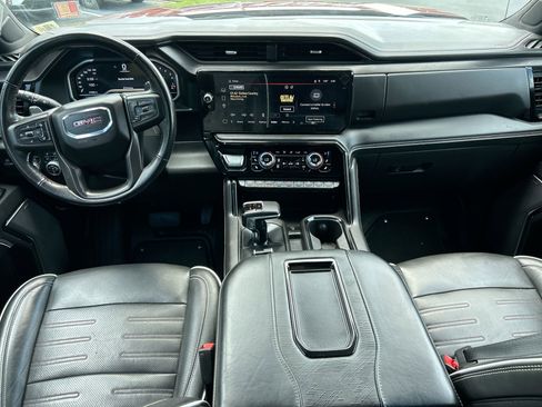 Used 2022 GMC Sierra 1500 AT4X image 18