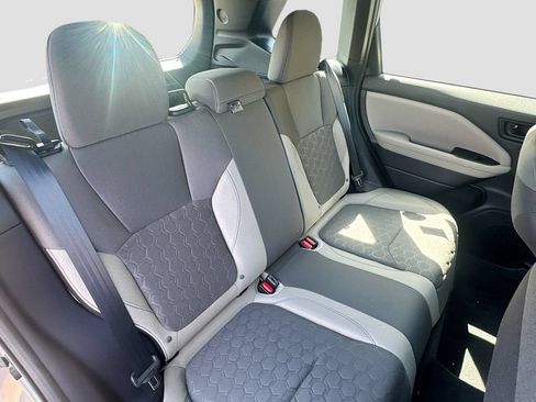 New 2026 Subaru Forester AWD/4WD image 24
