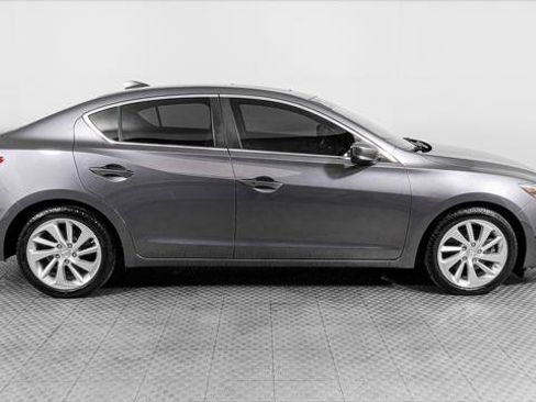 Used 2017 Acura ILX w/ Premium Package FWD image 9