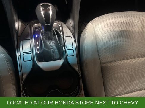 Used 2017 Hyundai Santa Fe SE image 19