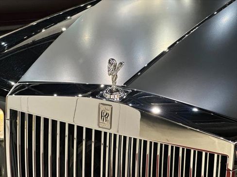 Used 2006 Rolls-Royce Phantom Sedan RWD image 11