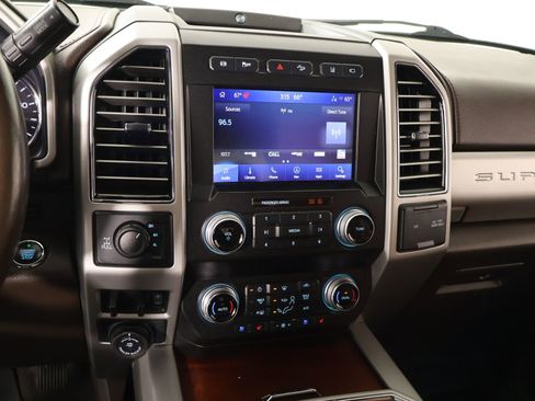 Used 2021 Ford F250 King Ranch w/ King Ranch Ultimate Package AWD/4WD image 5