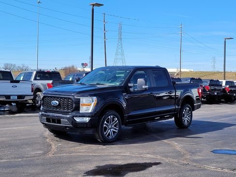 Certified 2022 Ford F150 XL w/ STX Appearance Package image 8