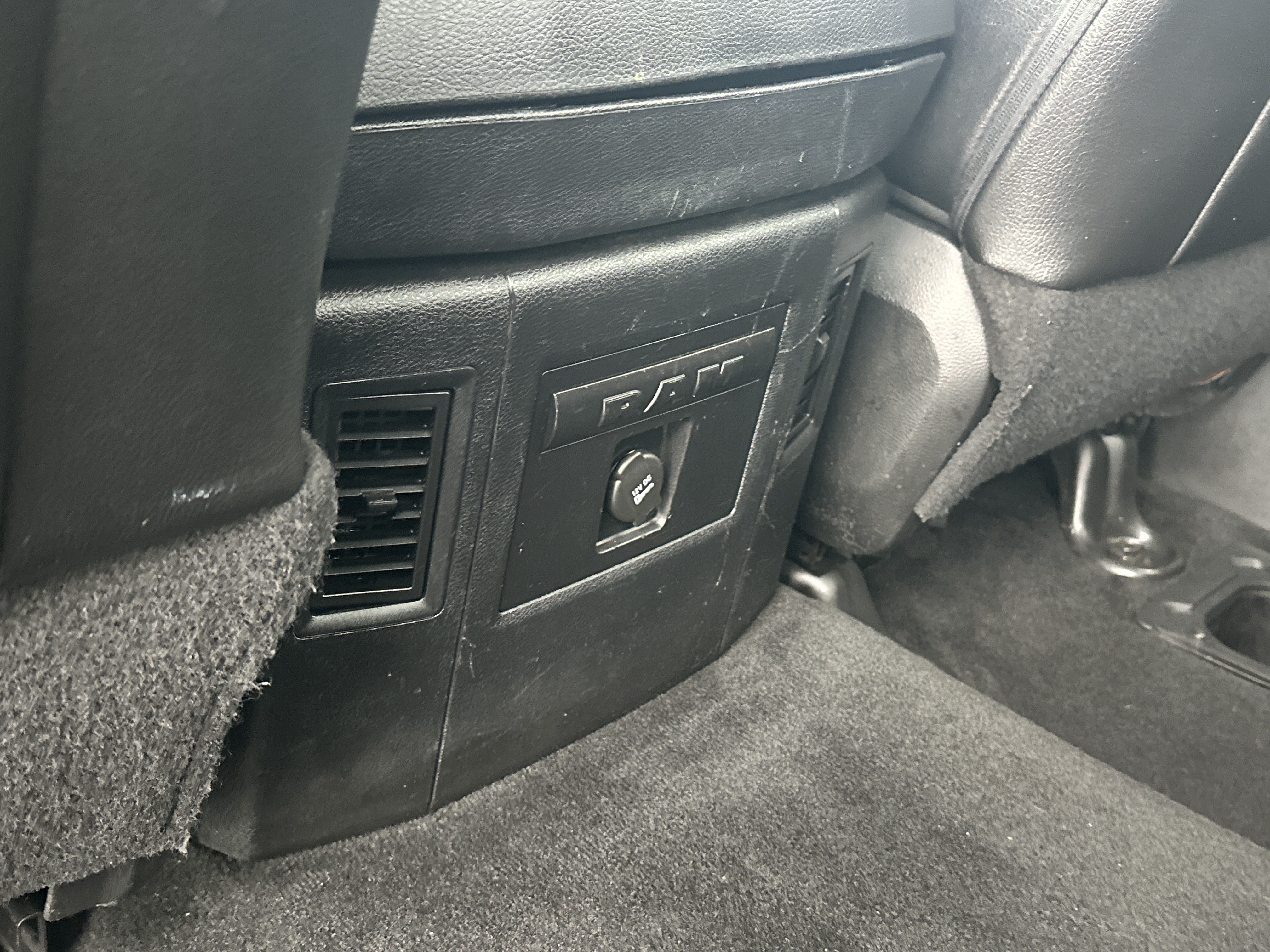 Used 2015 RAM 1500 Sport w/ Sport Premium Group AWD/4WD image 13