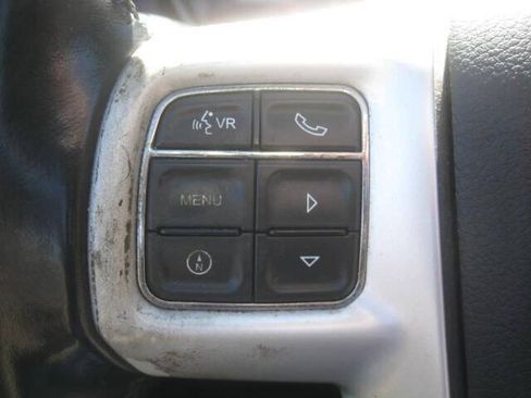 Used 2012 Chrysler 200 Touring FWD image 27
