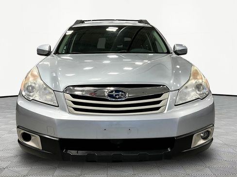 Used 2012 Subaru Outback 2.5i Premium AWD/4WD image 2