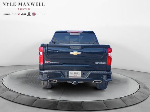 Used 2021 Chevrolet Silverado 1500 High Country w/ Z71 Off-Road Package AWD/4WD image 15