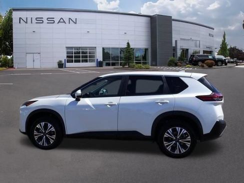 Used 2023 Nissan Rogue SV AWD/4WD image 7