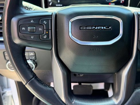 Used 2025 GMC Sierra 2500 Denali Ultimate image 26