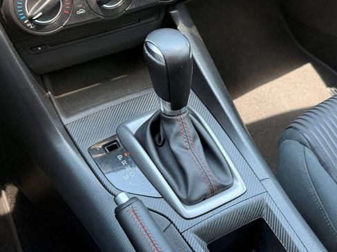 Used 2014 MAZDA MAZDA3 i Touring FWD image 39