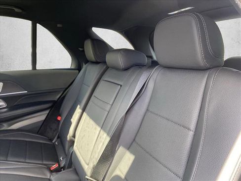 Certified 2025 Mercedes-Benz GLE 450 4MATIC image 21
