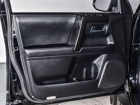 Used 2024 Toyota 4Runner TRD Off-Road Premium w/ Off Road Premium Plus Package AWD/4WD image 15