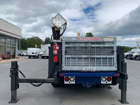 Used 2014 Ford F550 4x4 Regular Cab Super Duty image 31