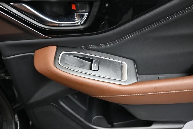 Used 2024 Subaru Outback Touring AWD/4WD image 15