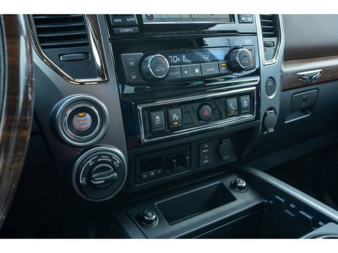 Used 2017 Nissan Titan Platinum Reserve w/ Off-Road Package image 21