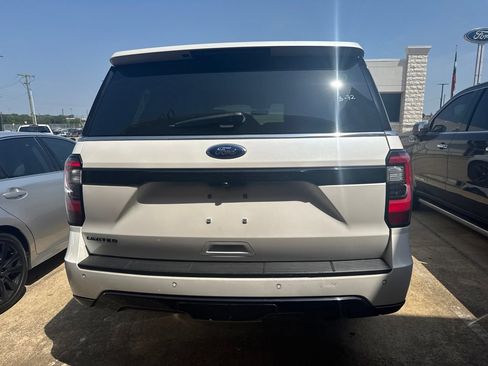 Used 2019 Ford Expedition Limited w/ Equipment Group 303A RWD image 6