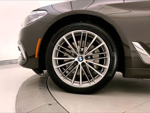 Used 2019 BMW 540i xDrive w/ Premium Package AWD/4WD image 8