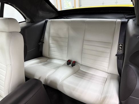 Used 2001 Ford Mustang GT Premium RWD image 18
