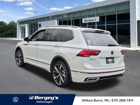 Used 2022 Volkswagen Tiguan SEL R-Line AWD/4WD image 8