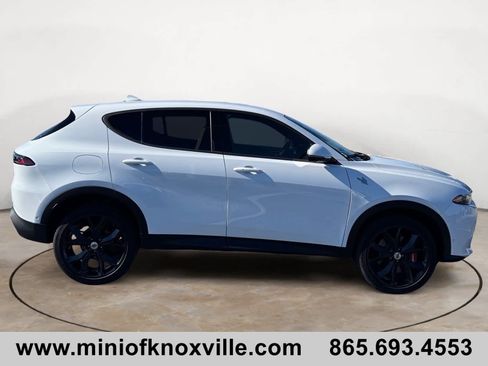 Used 2023 Dodge Hornet GT w/ Track Pack image 2