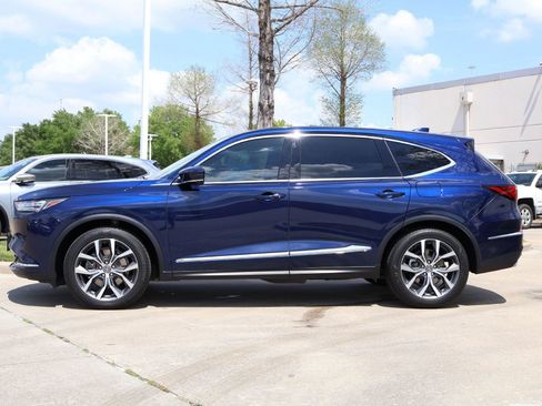 Used 2023 Acura MDX FWD w/ Technology Package image 3