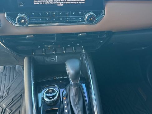 Used 2023 GMC Canyon AT4 w/ AT4 Premium Package image 14