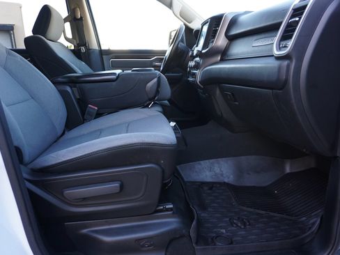Used 2019 RAM 1500 Big Horn AWD/4WD image 18