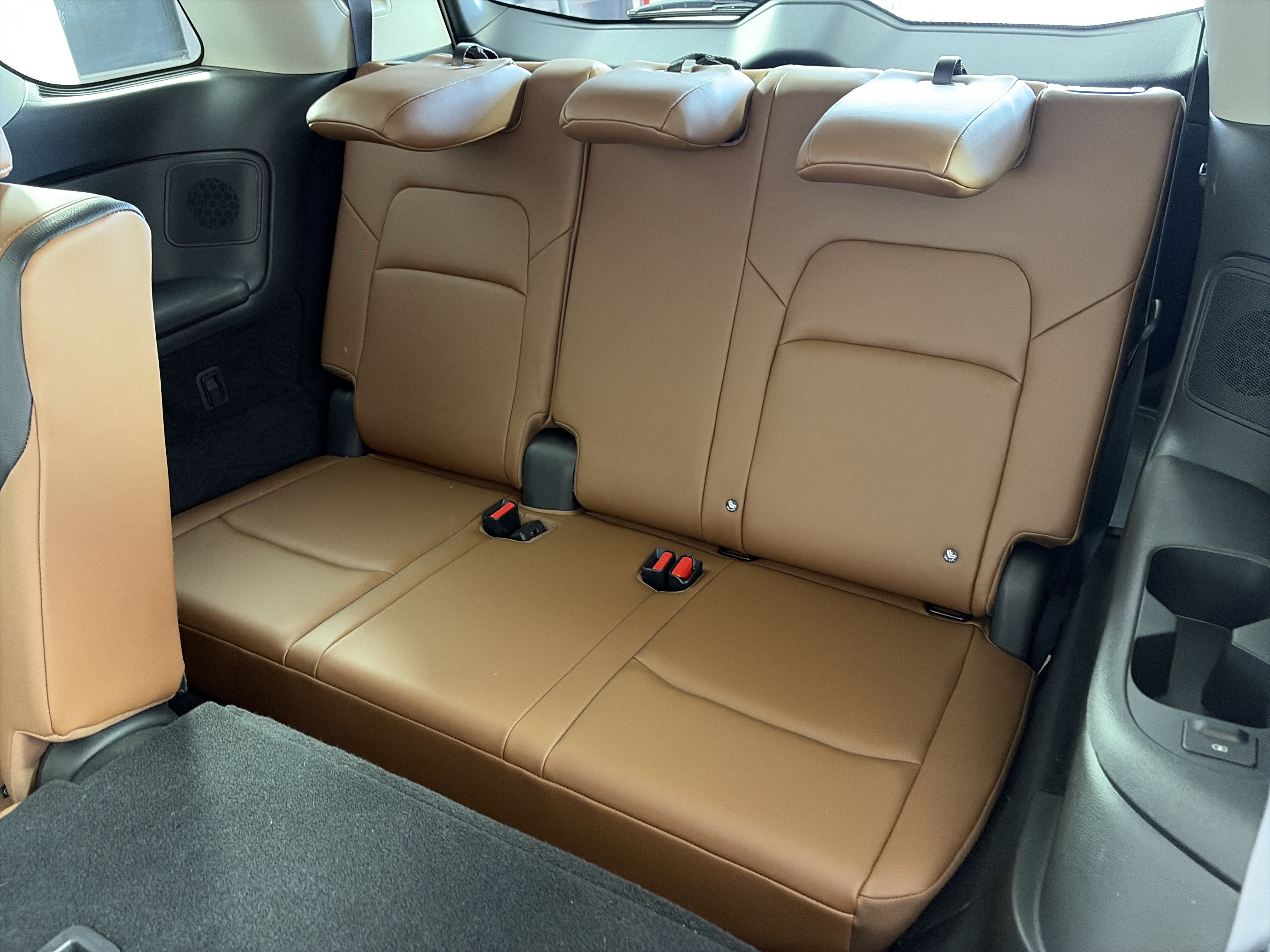 Used 2023 Nissan Pathfinder Platinum w/ Cargo Package AWD/4WD image 8