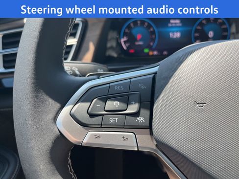 New 2026 Volkswagen Atlas SE FWD image 10