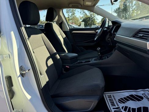 Used 2019 Volkswagen Jetta S w/ Driver Assistance Package image 14