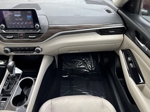 Used 2023 Nissan Altima 2.5 SV image 28