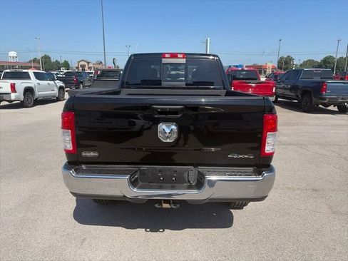 Used 2024 RAM 2500 Tradesman w/ Chrome Appearance Group AWD/4WD image 5