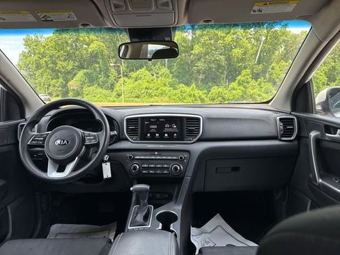 Used 2020 Kia Sportage LX AWD/4WD image 13