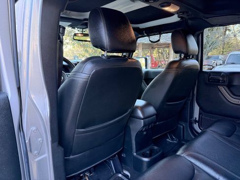 Used 2017 Jeep Wrangler Unlimited Sport w/ Quick Order Package 24S image 28