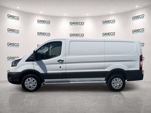 Used 2025 Ford Transit 250 Low Roof w/ Exterior Upgrade Package RWD image 4