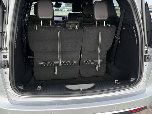 New 2026 Chrysler Pacifica Select image 24