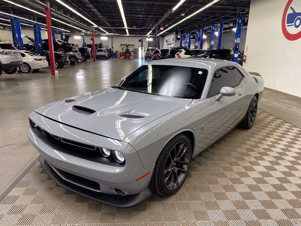 Used 2022 Dodge Challenger R/T Scat Pack w/ Plus Package RWD image 4