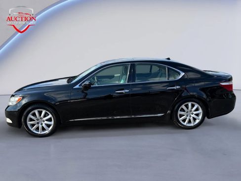 Used 2007 Lexus LS 460 image 2