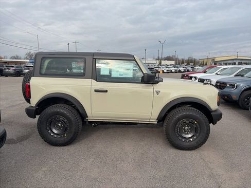 New 2025 Ford Bronco 2-Door w/ Sasquatch Package image 7