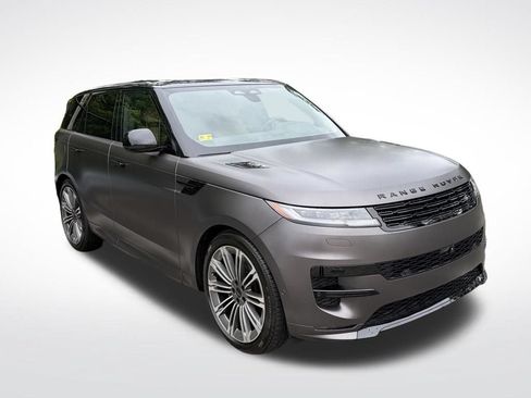 Used 2026 Land Rover Range Rover Sport Dynamic SE AWD/4WD image 3