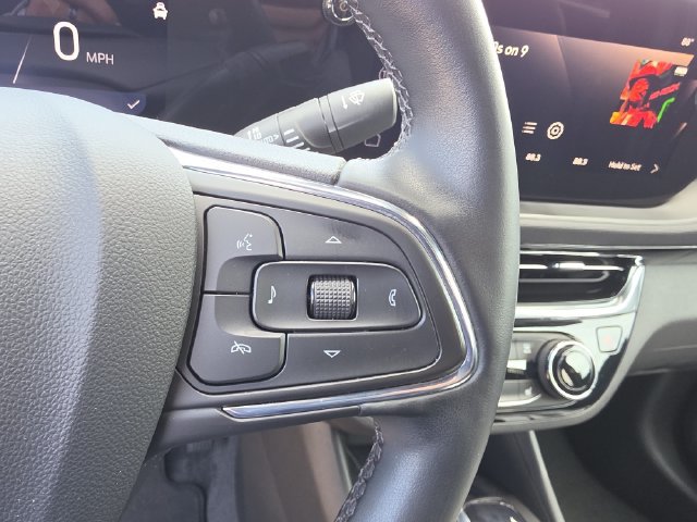 Used 2025 Buick Envista Sport Touring w/ Experience Buick Package FWD image 22