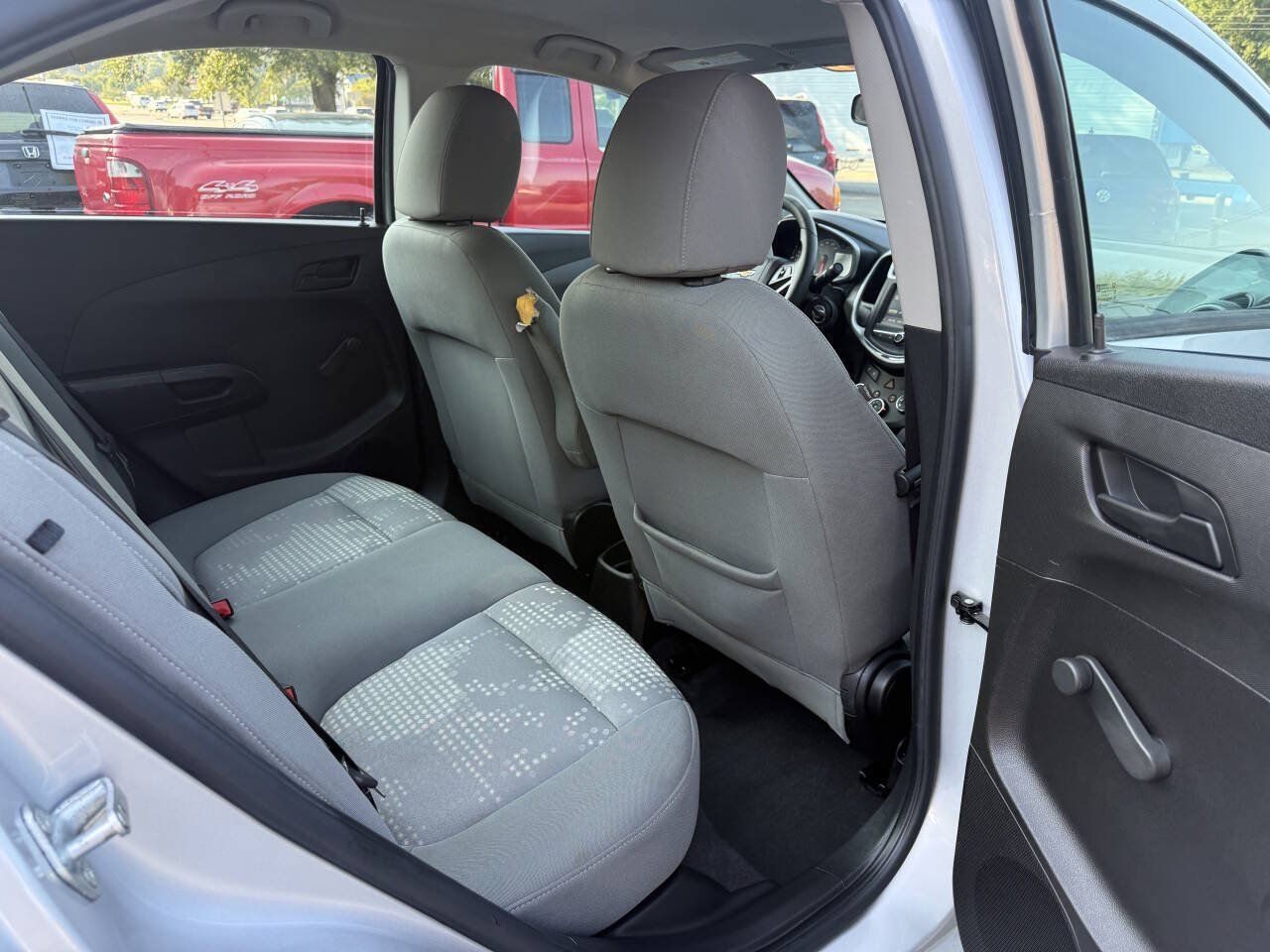 Used 2017 Chevrolet Sonic LS FWD image 15